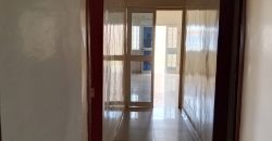 Maison en Dalle, 3 Chambres, Salon Spacieux