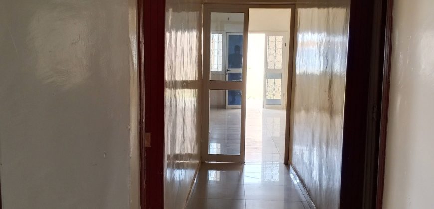 Maison en Dalle, 3 Chambres, Salon Spacieux