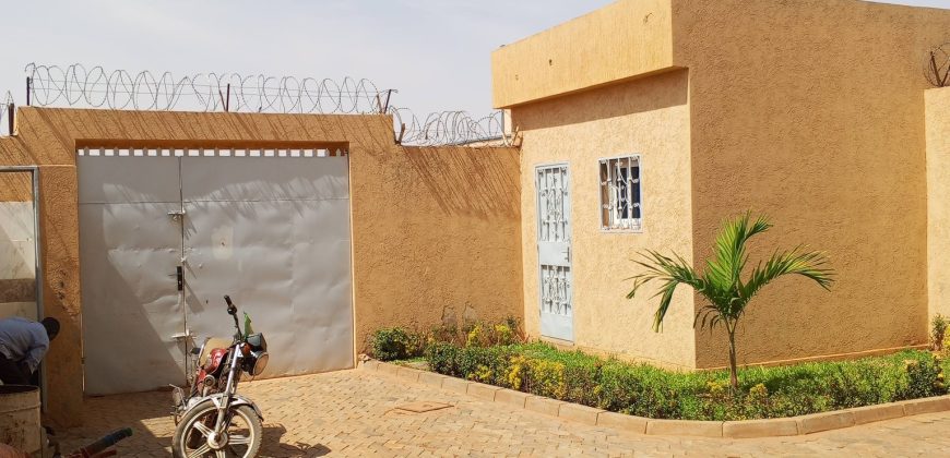 Maison en Dalle, 3 Chambres, Salon Spacieux