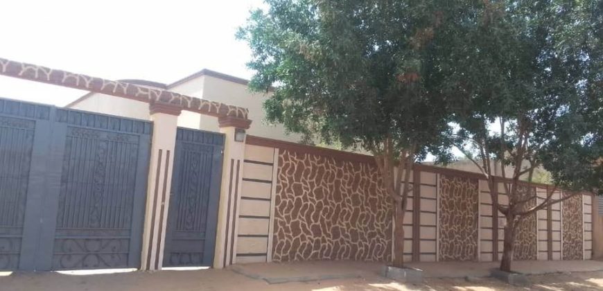 Maison en Dalle 3 Chambres, vers Dan Zama Église