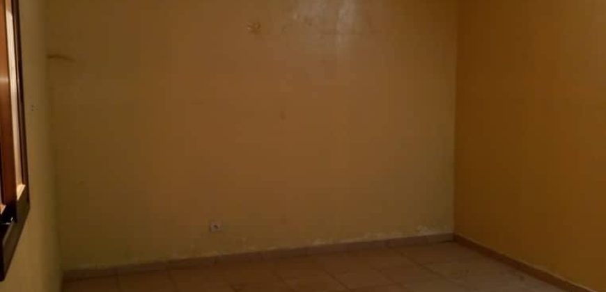 Villa 3 Chambres, Salon, près de Plaque Koubeyni