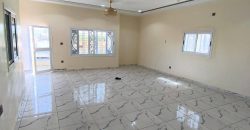 Villa 5 Chambres, 2 Salons, Dépendance