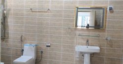 Villa 5 Chambres, 2 Salons, Dépendance