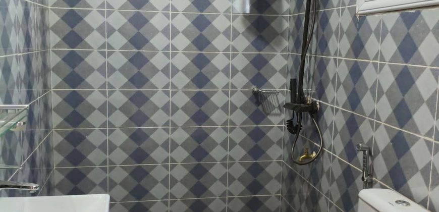 Villa 5 Chambres, 2 Salons, Dépendance