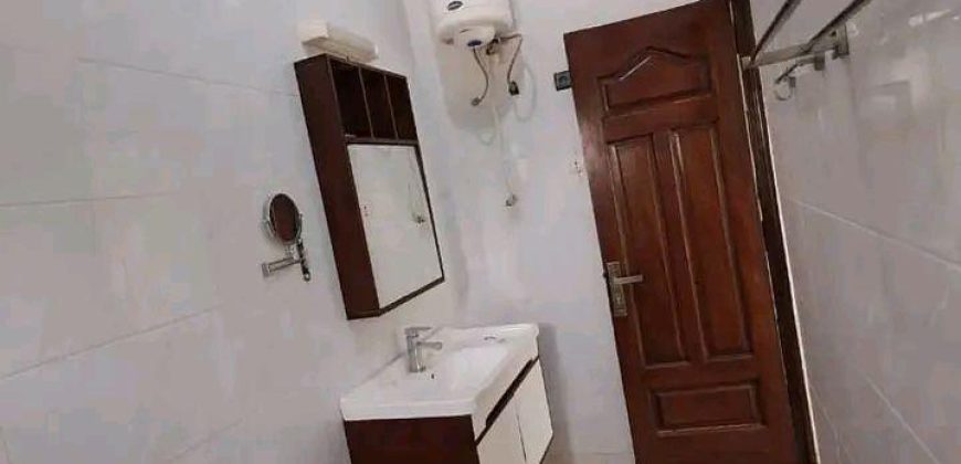 Villa Duplex 4 Chambres, 2 Salons, Piscine