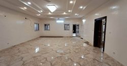 Villa Duplex 8 Chambres, 3 Salons, 8 Douches