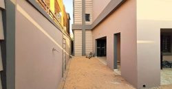 Villa Duplex 8 Chambres, 3 Salons, 8 Douches