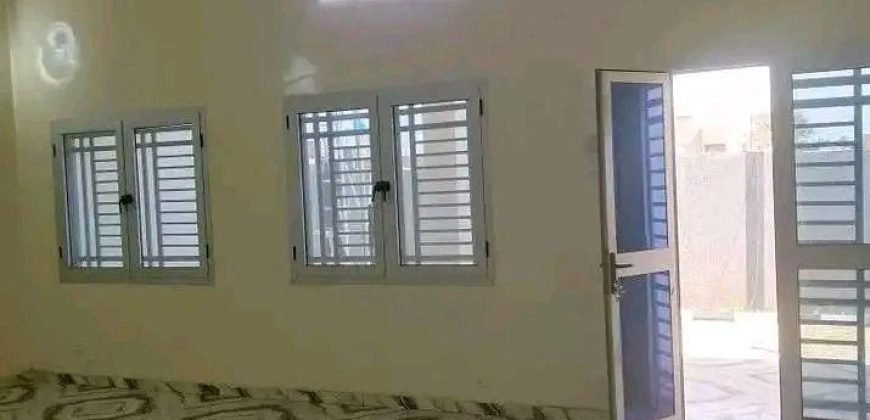 Villa en Dalle, 3 Chambres, Dépendance