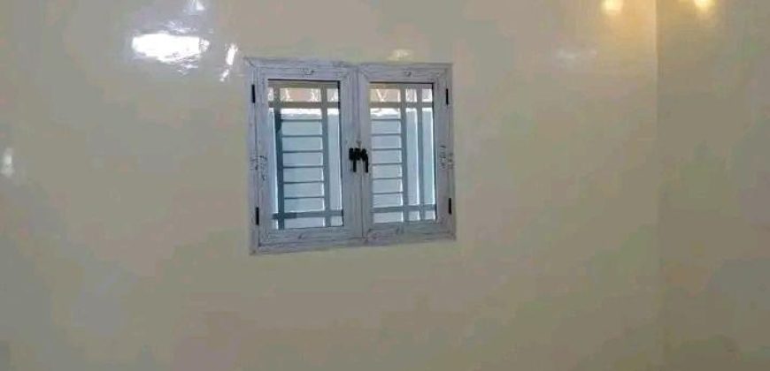 Villa en Dalle, 3 Chambres, Dépendance