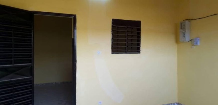 2 Celibaterium sur 200 m² avec Douche Interne