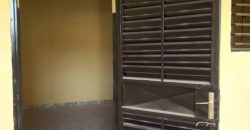 2 Celibaterium sur 200 m² avec Douche Interne