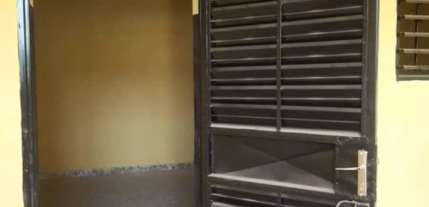 2 Celibaterium sur 200 m² avec Douche Interne