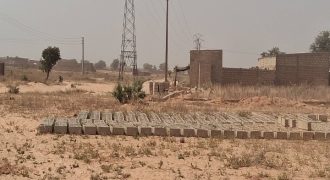 2 Parcelles Collées (2 x 400 m²), Nord de la Ligne Électrique