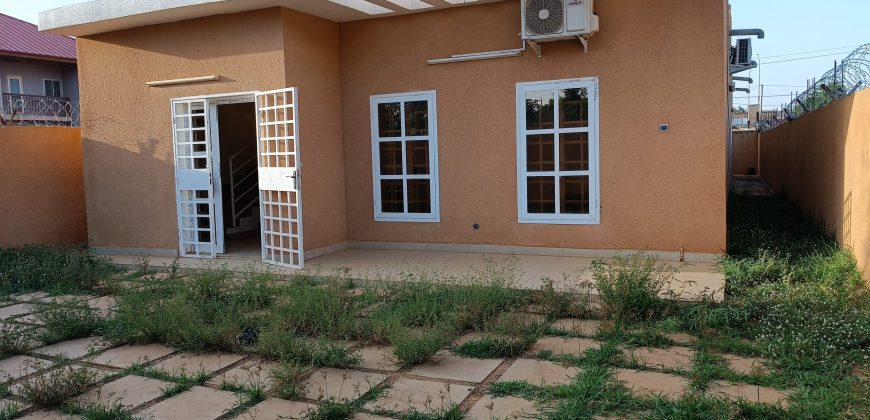 Villa Moderne 4 Chambres (1 MOIS GRATUIT)