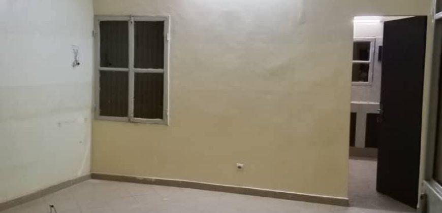 Maison 2 Chambres, Salon, Dépendance, Hangar