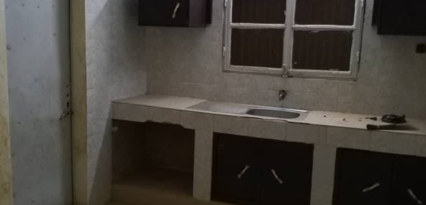 Maison 2 Chambres, Salon, Dépendance, Hangar