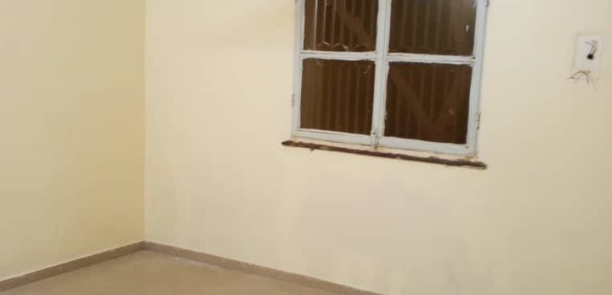 Maison 2 Chambres, Salon, Dépendance, Hangar