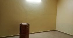 Maison 2 Chambres, Salon, Dépendance, Hangar