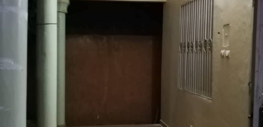 Maison 2 Chambres, Salon, Dépendance, Hangar