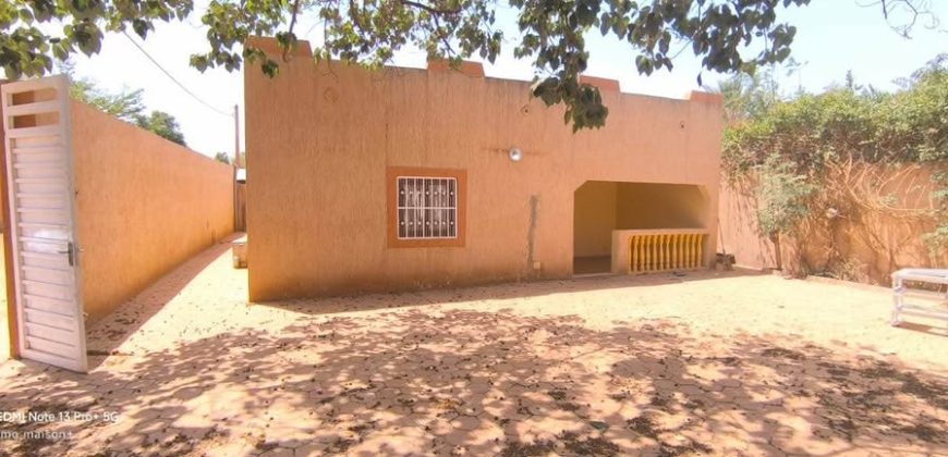 Maison 3 Chambres, 3 Douches, 2 Climatiseurs