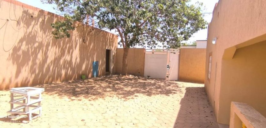 Maison 3 Chambres, 3 Douches, 2 Climatiseurs