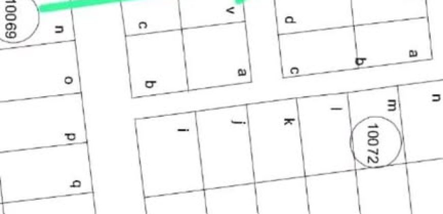 Parcelle Clôturée, 400 m², Eaux et électricité disponibles