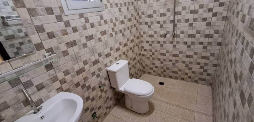 Villa 2 Chambres, Salon, vers 15 Pneux