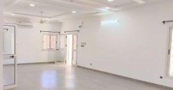 Villa Duplex 5 Chambres, 2 Salons, Piscine