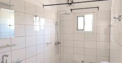 Villa Duplex 5 Chambres, 2 Salons, Piscine