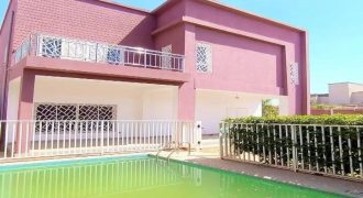 Villa Duplex 5 Chambres, 2 Salons, Piscine