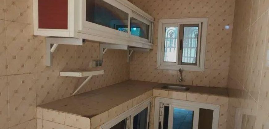 Villa Très Propre, 3 Chambres, Salon, Dépendance