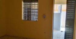 Celibaterium 1 Chambre, 2 Douches, Carrelé et Vitré