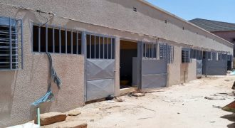 Celibaterium 1 Chambre, 2 Douches, Carrelé et Vitré