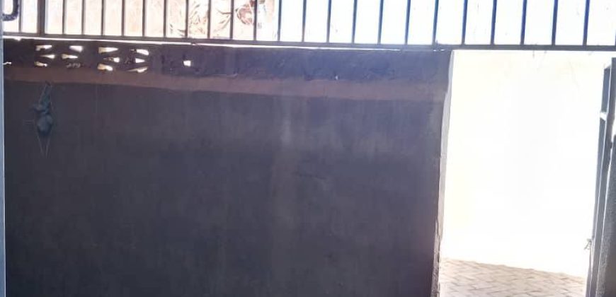 Celibaterium 1 Chambre, Salon, Carrelé, Pavé