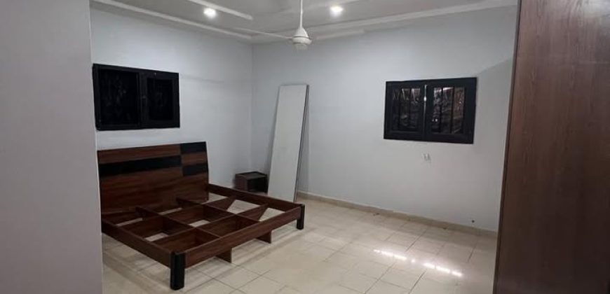 Grande Villa 3 Chambres, Climatiseur, vers BOA