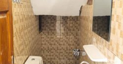 Maison 4 Chambres, 5 Douches Internes, 2 Salons