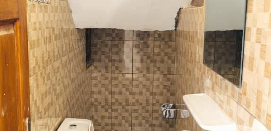 Maison 4 Chambres, 5 Douches Internes, 2 Salons