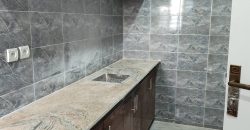 Maison de 3 Chambres, 3 Douches Internes, Dépendance