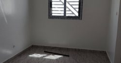 Maison de 3 Chambres, 3 Douches Internes, Dépendance