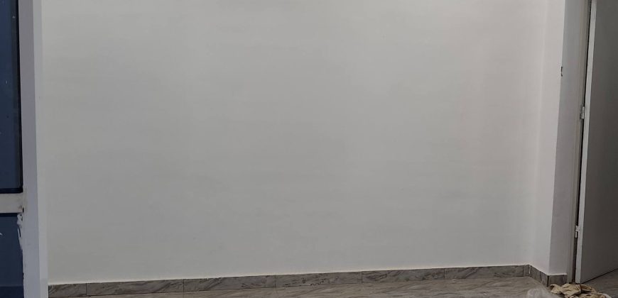 Maison de 3 Chambres, 3 Douches Internes, Dépendance