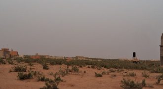 Parcelles (4×300 m²) Collées et Alignées