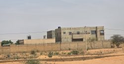 Terrain Urbain clôturé, 240 m², Électricité disponible