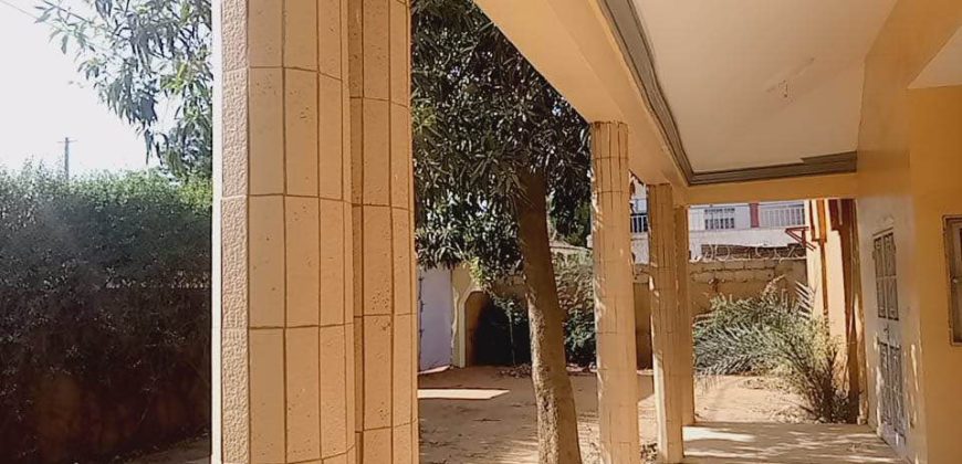 Très Grande Villa, 3 Chambres, vers Station Katchalla