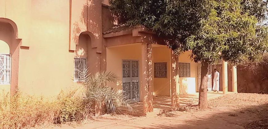 Très Grande Villa, 3 Chambres, vers Station Katchalla