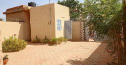 Villa 3 Chambres, 2 Douches, Dépendance