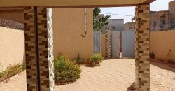 Villa 3 Chambres, 2 Douches, Dépendance