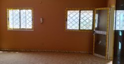 Villa 3 Chambres, 4 Douches, Carrelée, Vitrée