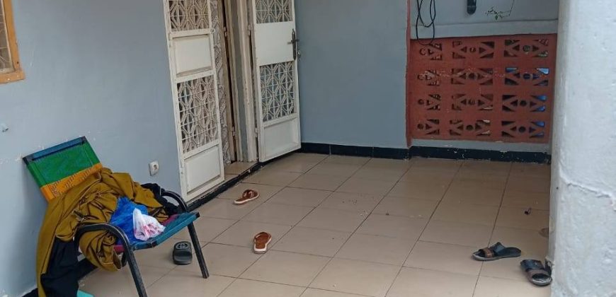 Villa 3 Chambres, Salon, Emplacement Stratégique