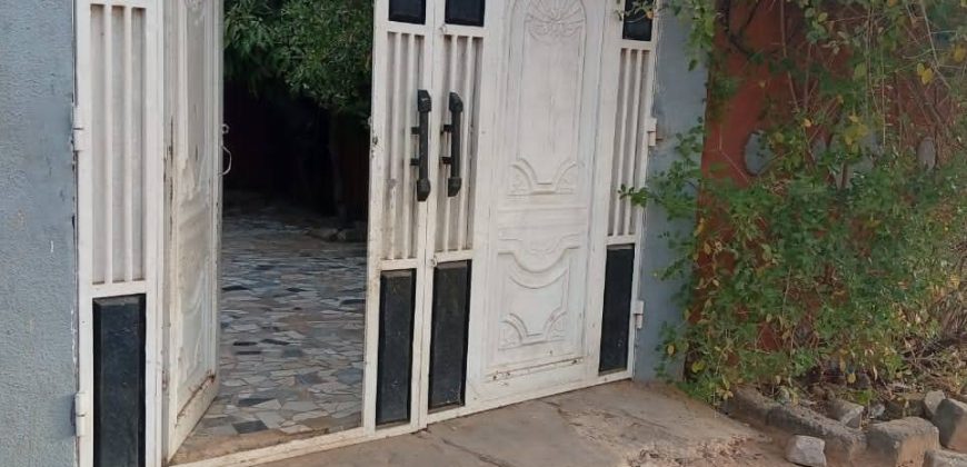 Villa 3 Chambres, Salon, Emplacement Stratégique