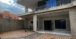 Villa Duplex Très Propre, 5 Chambres, 2 Salons